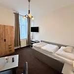 Hotel Zlatý Kříž