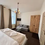 Hotel Zlatý Kříž