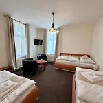 Hotel Zlatý Kříž 3*