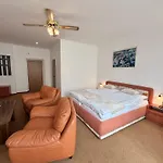 Zlatý Kříž Hotel 3*