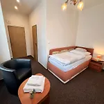 Zlatý Kříž 3*