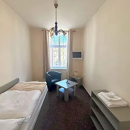 Hotel Zlatý Kříž