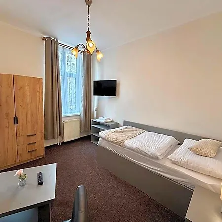 Zlatý Kříž Hotel
