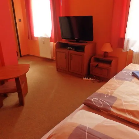 Zlaty Kriz 3*