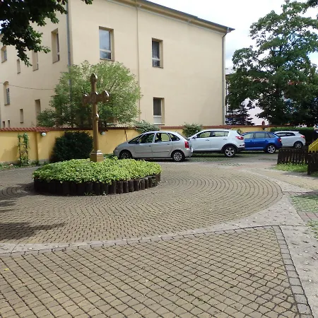 Hotel Zlatý Kříž