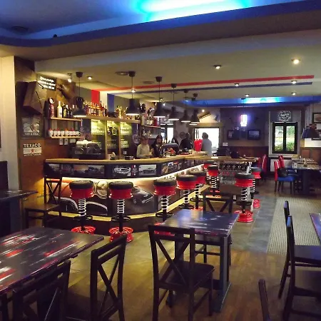 Hotel Zlatý Kříž 3*
