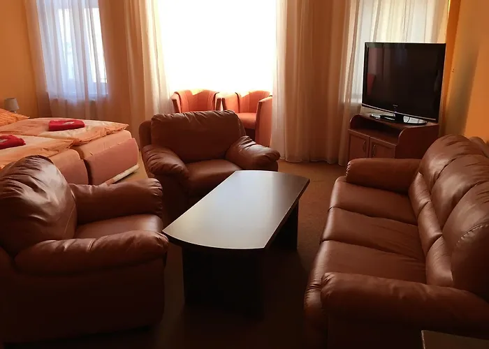 Zlatý Kříž Hotel 3*